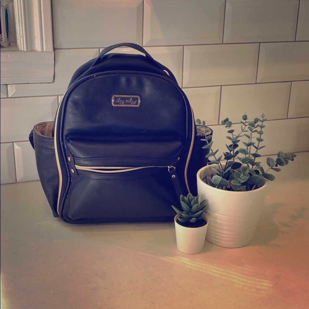 Itzy ritzy mini backpack